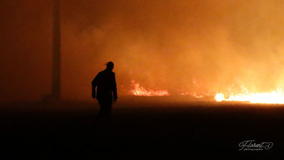 Interventions sur l'incendie après le feu d'artifice 