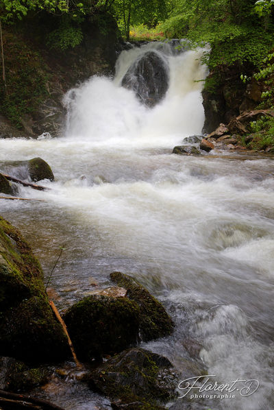 Cascade en montagne bourbonnaise