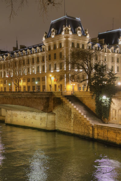 Paris by night