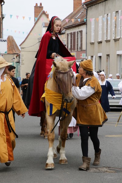 Fêtes Anne de Beaujeu (2)