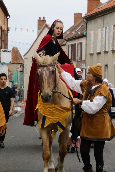 Fêtes Anne de Beaujeu (2)