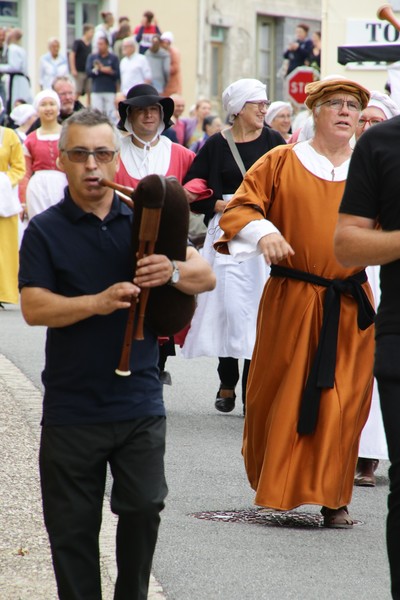 Fêtes Anne de Beaujeu (2)