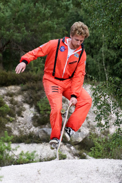 Chris  sur la lune